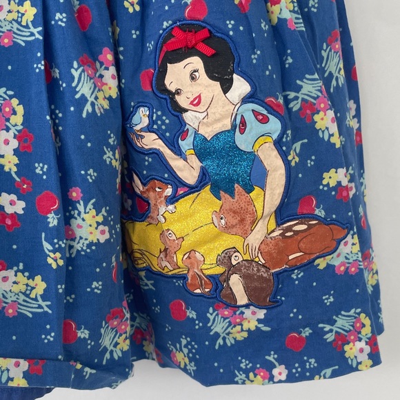 Disney Store Size 4 Snow White Theme Dress Floral with Character Print - Picture 11 of 16